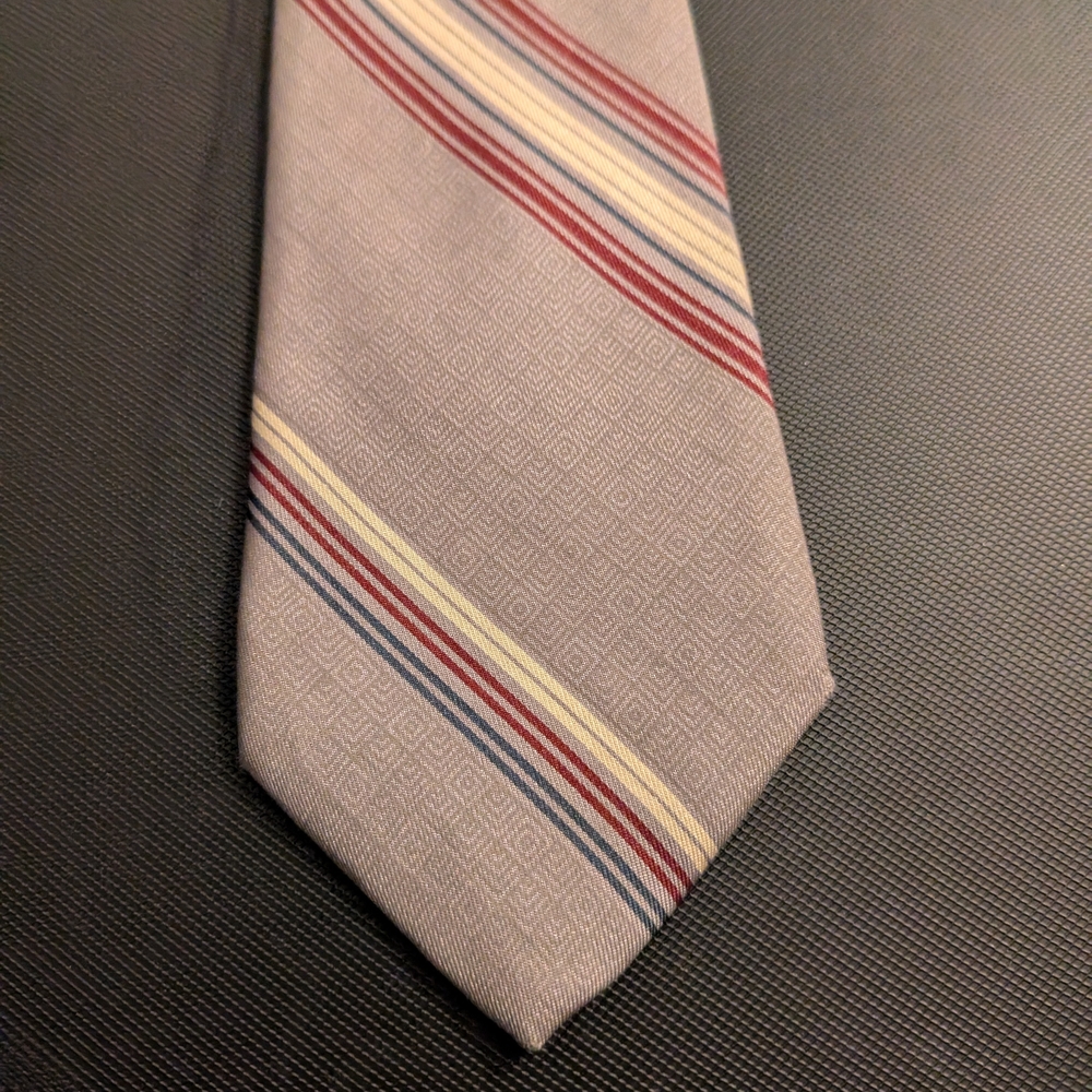 1970's Vintage YVES SAINT LAURENT tie